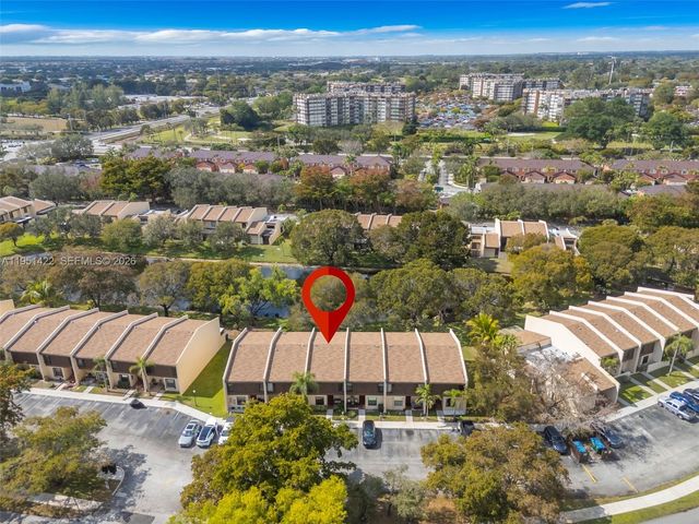 1210 NW 99th Ave 66, Pembroke Pines, FL 33024