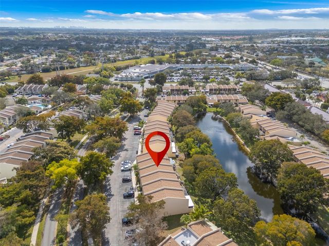 1210 NW 99th Ave 66, Pembroke Pines, FL 33024