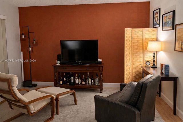 1210 NW 99th Ave 66, Pembroke Pines, FL 33024