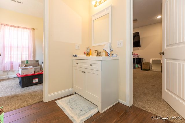 9648 Private Road 6543 Road, West Plains, MO 65775