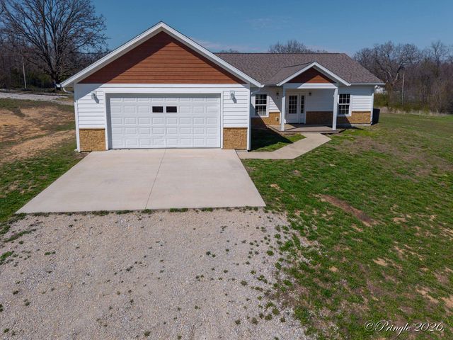 9648 Private Road 6543 Road, West Plains, MO 65775
