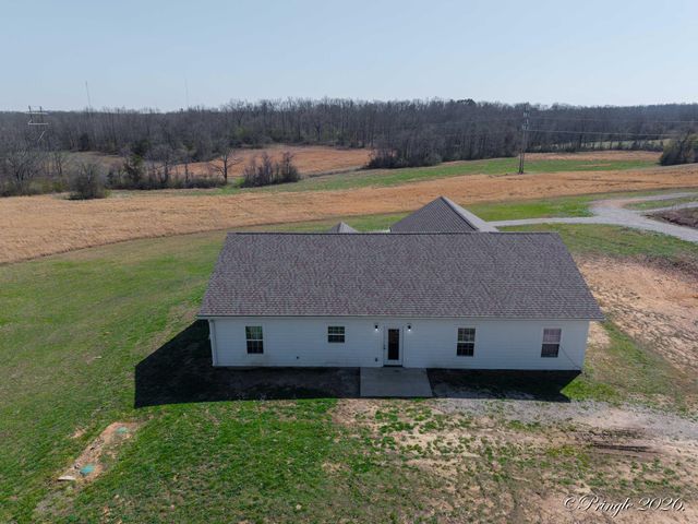9648 Private Road 6543 Road, West Plains, MO 65775
