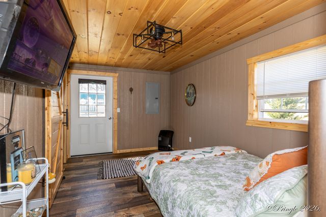 9648 Private Road 6543 Road, West Plains, MO 65775