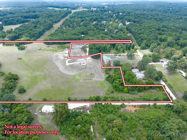 9648 Private Road 6543 Road, West Plains, MO 65775