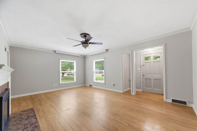 151 N Edgemoor, Wichita, KS 67208