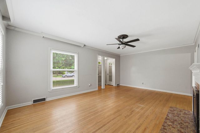 151 N Edgemoor, Wichita, KS 67208