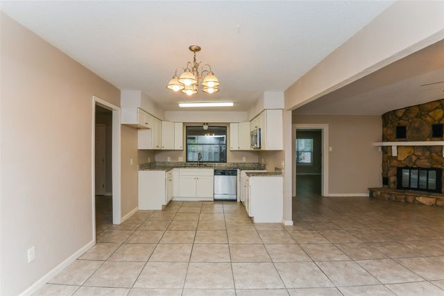 1905 Christopher Drive, Fort Worth, TX 76140