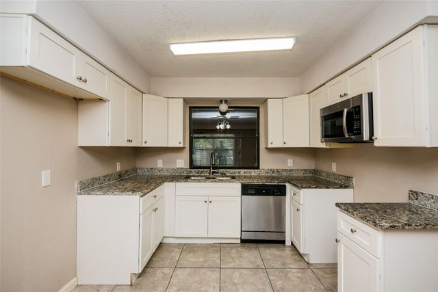 1905 Christopher Drive, Fort Worth, TX 76140