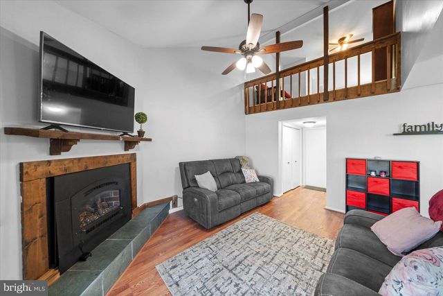 27 N TURNBERRY DR, Dover, DE 19904