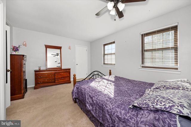 27 N TURNBERRY DR, Dover, DE 19904