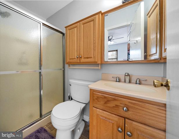 27 N TURNBERRY DR, Dover, DE 19904