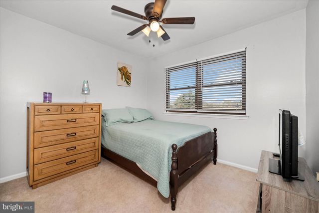 27 N TURNBERRY DR, Dover, DE 19904