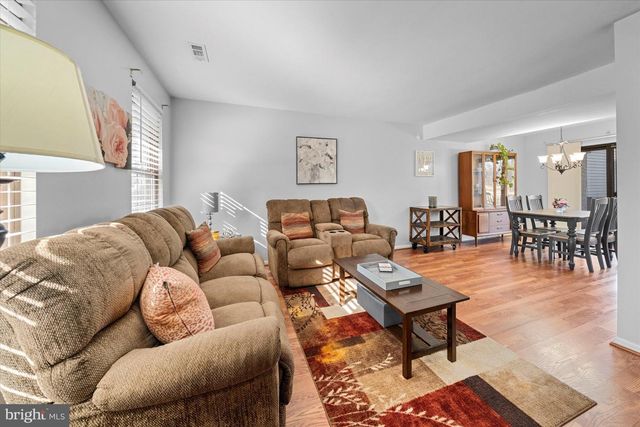 27 N TURNBERRY DR, Dover, DE 19904