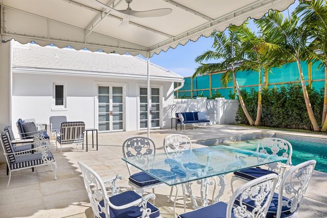 624 N Lake Way, Palm Beach, FL 33480