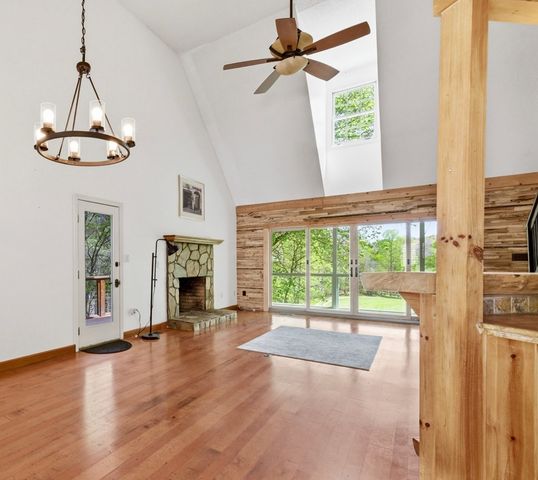 2685 Messer Road, Young Harris, GA 30582