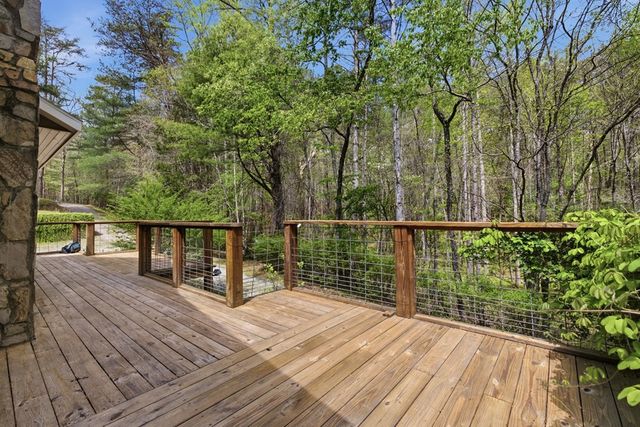 2685 Messer Road, Young Harris, GA 30582