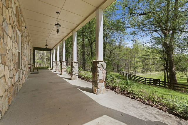 2685 Messer Road, Young Harris, GA 30582