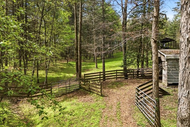 2685 Messer Road, Young Harris, GA 30582