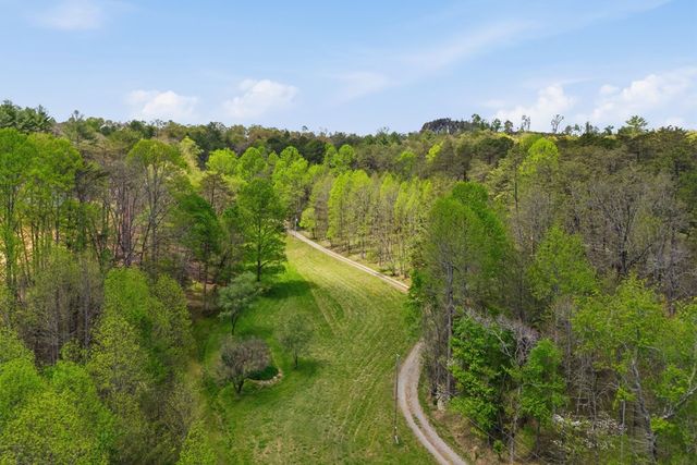 2685 Messer Road, Young Harris, GA 30582
