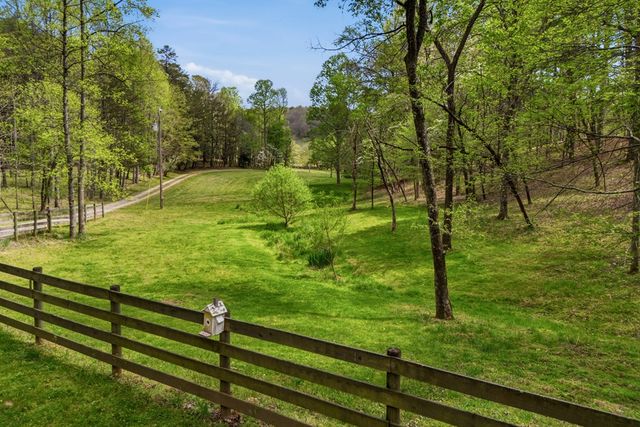 2685 Messer Road, Young Harris, GA 30582