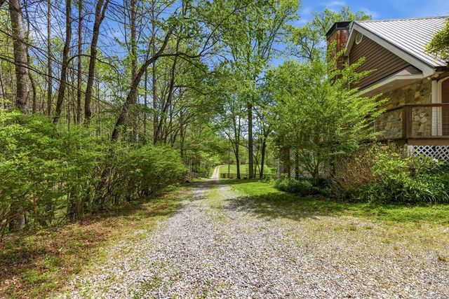 2685 Messer Road, Young Harris, GA 30582