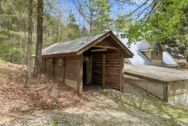 2685 Messer Road, Young Harris, GA 30582