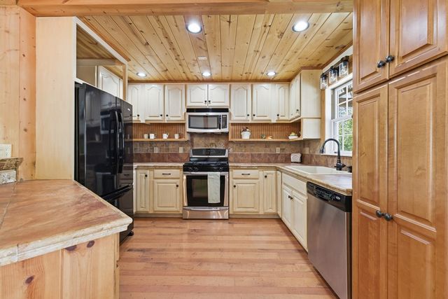 2685 Messer Road, Young Harris, GA 30582