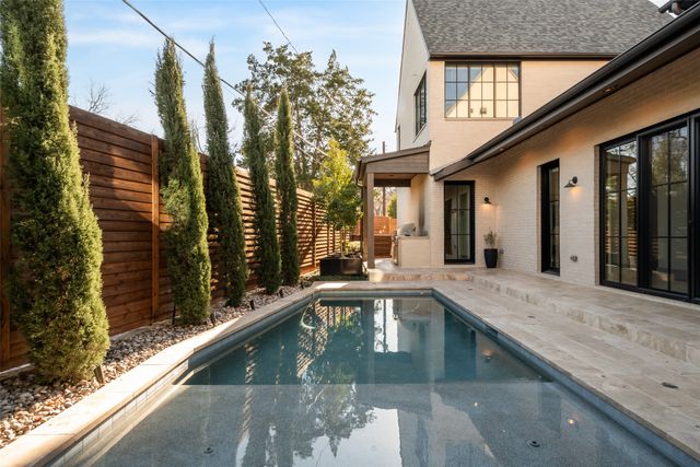 7158 Pasadena Avenue, Dallas, TX 75214