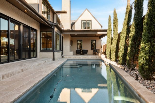 7158 Pasadena Avenue, Dallas, TX 75214