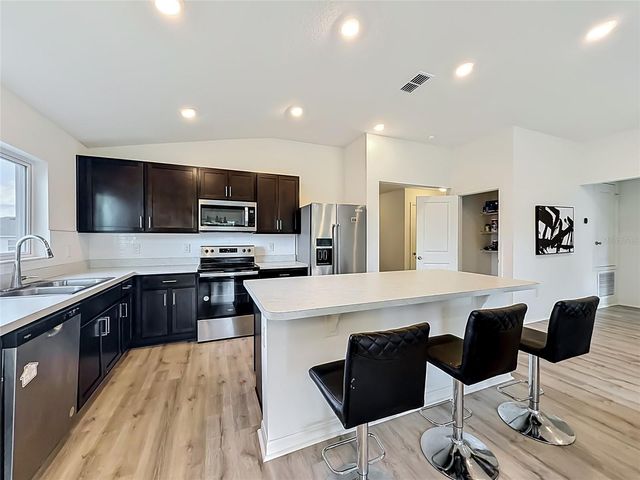 1507 GERANIUM DRIVE, Mascotte, FL 34753