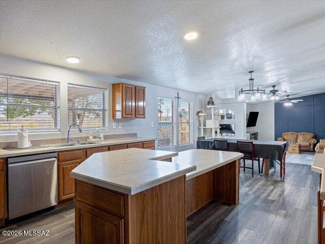 13643 E Bright Sky Loop, Vail, AZ 85641