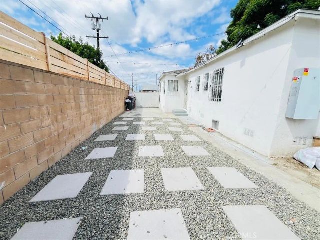 1110 N Pearl, Compton, CA 90221