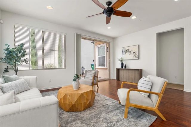 177 Bright Poppy, Irvine, CA 92618