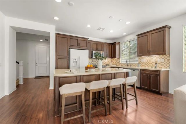 177 Bright Poppy, Irvine, CA 92618