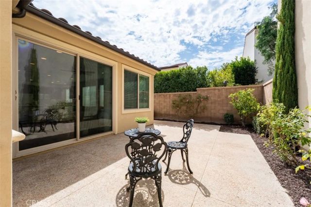 177 Bright Poppy, Irvine, CA 92618