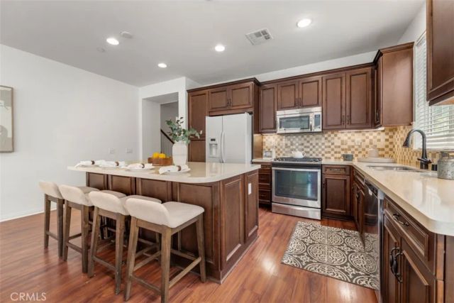 177 Bright Poppy, Irvine, CA 92618