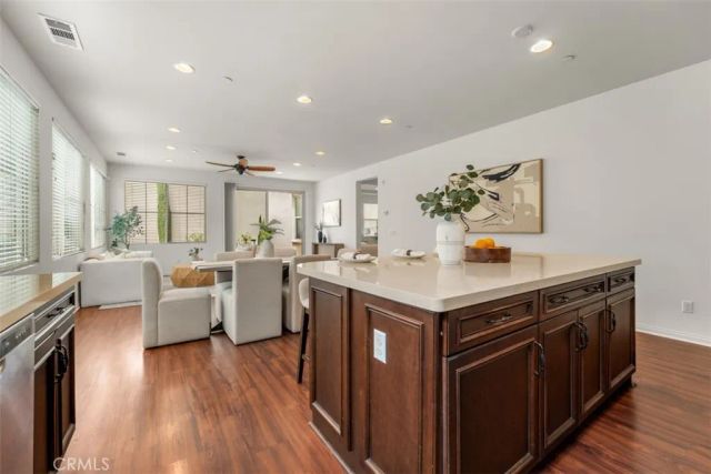 177 Bright Poppy, Irvine, CA 92618