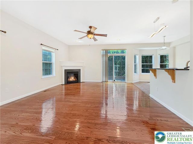 320 Blue Sage Drive, Upper Macungie Twp, PA 18104
