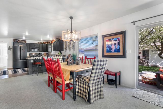 2515 Whispering Pine Dr, Twin Falls, ID 83301