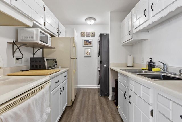 1446 29th COURT, Kenosha, WI 53140