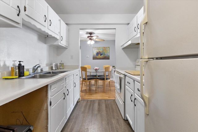 1446 29th COURT, Kenosha, WI 53140