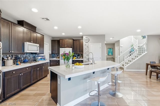 12225 Los Mares Lane, Las Vegas, NV 89138