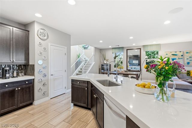 12225 Los Mares Lane, Las Vegas, NV 89138
