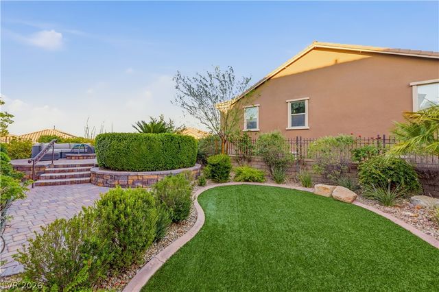 12225 Los Mares Lane, Las Vegas, NV 89138