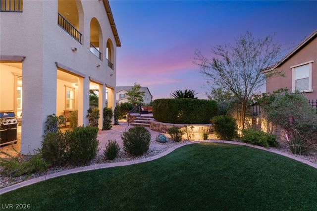 12225 Los Mares Lane, Las Vegas, NV 89138