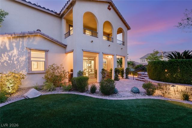 12225 Los Mares Lane, Las Vegas, NV 89138