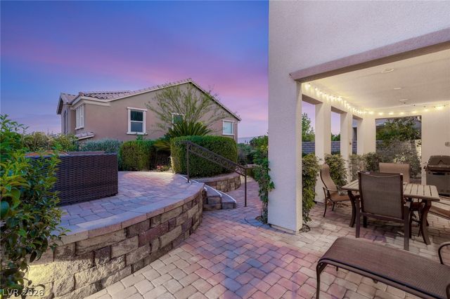 12225 Los Mares Lane, Las Vegas, NV 89138