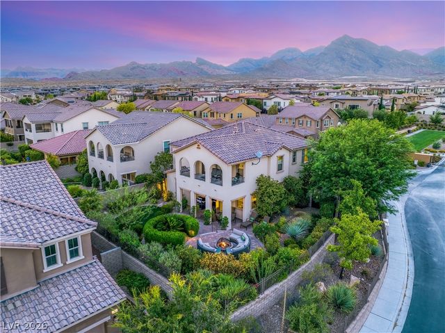 12225 Los Mares Lane, Las Vegas, NV 89138