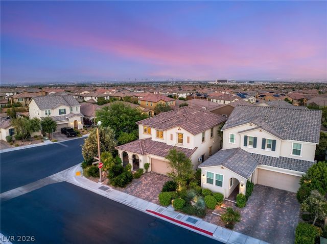 12225 Los Mares Lane, Las Vegas, NV 89138