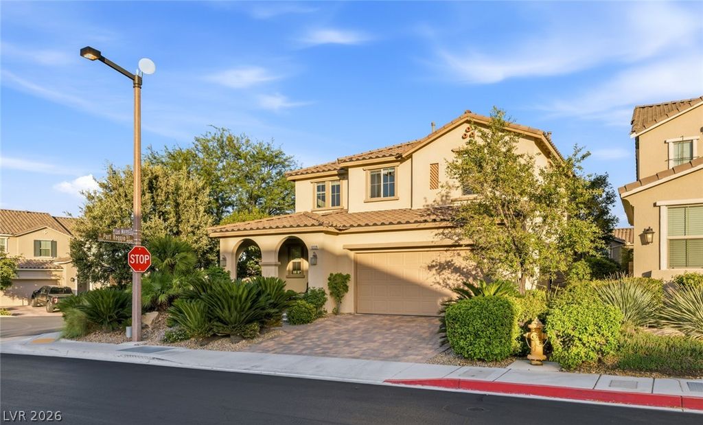 12225 Los Mares Lane, Las Vegas, NV 89138